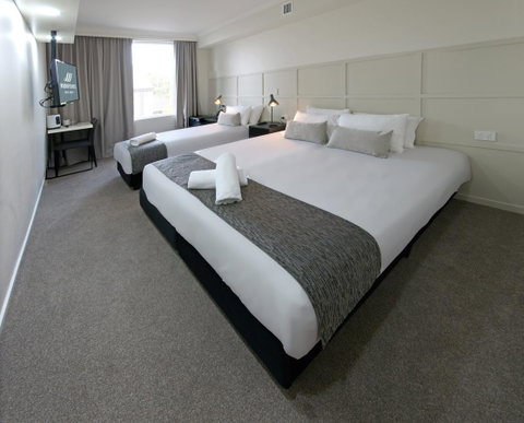 Woodroffe Hotel - Dalby Accommodation 13