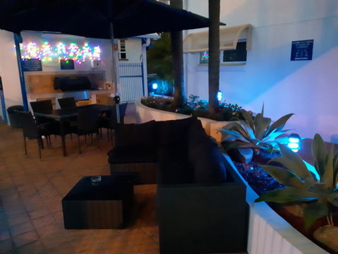 Surfers Beach Resort One - Dalby Accommodation 3