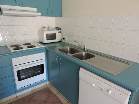 Surfers Beach Resort One - Dalby Accommodation 43