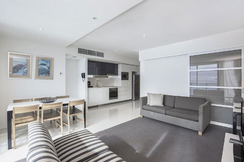 Gold Coast Private Apartments - H Residences, Surfers Paradise - Dalby Accommodation 20