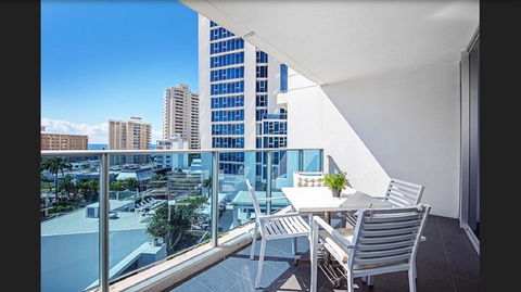 Gold Coast Private Apartments - H Residences, Surfers Paradise - Dalby Accommodation 35