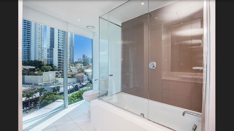 Gold Coast Private Apartments - H Residences, Surfers Paradise - Dalby Accommodation 36