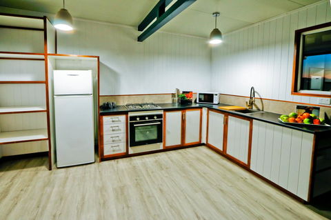 The Summit 1770 - Dalby Accommodation 10