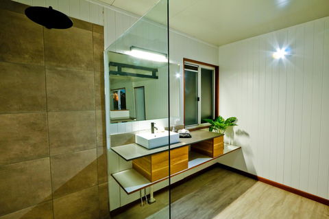 The Summit 1770 - Dalby Accommodation 1