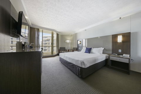 Novotel Surfers Paradise - Dalby Accommodation 18
