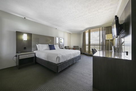 Novotel Surfers Paradise - Dalby Accommodation 6