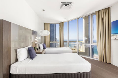 Novotel Surfers Paradise - Dalby Accommodation 2