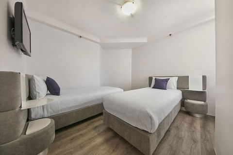 Novotel Surfers Paradise - Dalby Accommodation 23