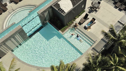 Luxury 3 Bedroom In Heart Of Broadbeach - Dalby Accommodation 15