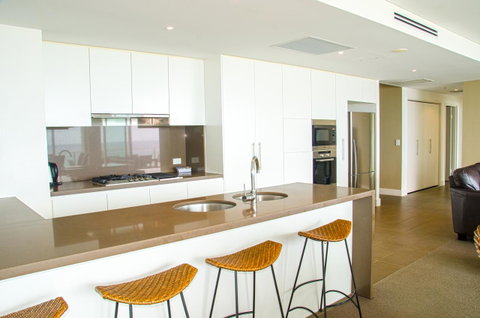 Kirra Surf Apartments - Dalby Accommodation 31