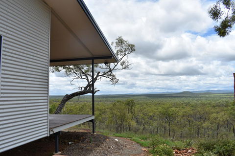 Ironbark House - Dalby Accommodation 14
