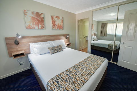 Turtle Beach Resort - Dalby Accommodation 23