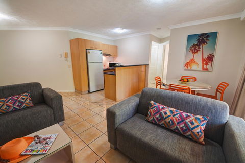 Turtle Beach Resort - Dalby Accommodation 13