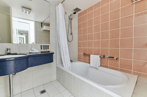 Novotel Cairns Oasis Resort - Dalby Accommodation 2