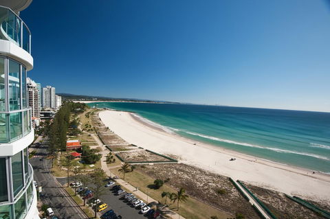 Reflection On The Sea - Dalby Accommodation 19