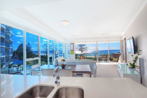 Reflection On The Sea - Dalby Accommodation 2