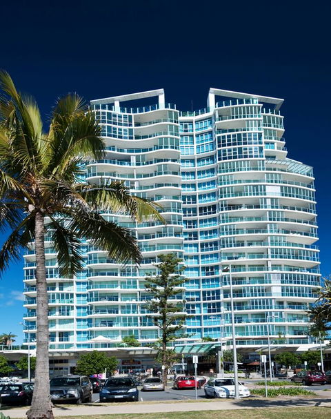 Reflection On The Sea - Dalby Accommodation 25