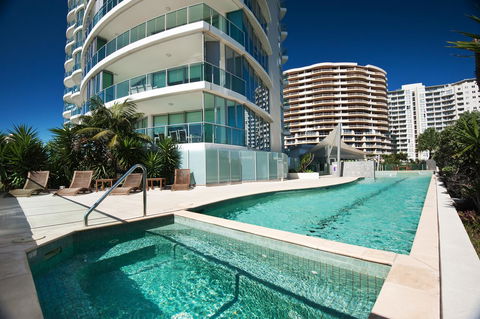 Reflection On The Sea - Dalby Accommodation 0