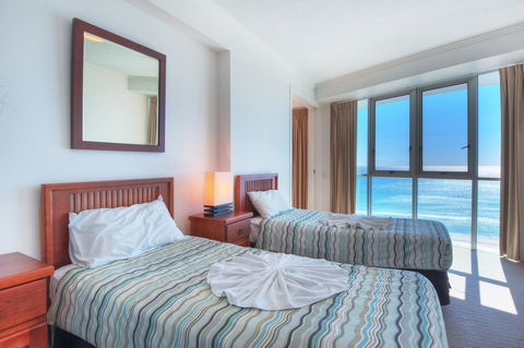 Reflection On The Sea - Dalby Accommodation 7