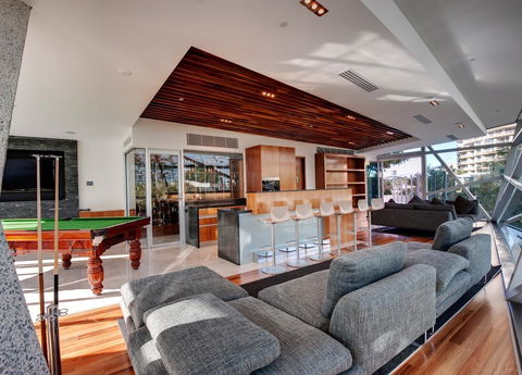 Reflection On The Sea - Dalby Accommodation 20