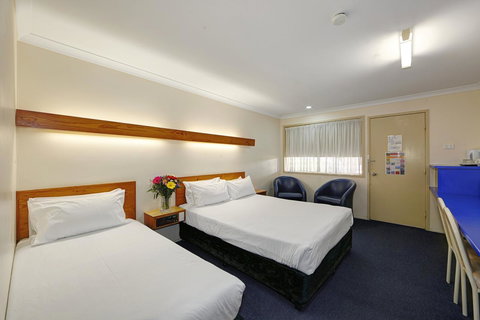 Smart Motels Bert Hinkler - Dalby Accommodation 17