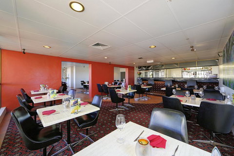 Smart Motels Bert Hinkler - Dalby Accommodation 8