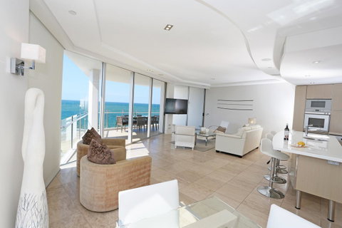 Oceans Mooloolaba - Dalby Accommodation 3