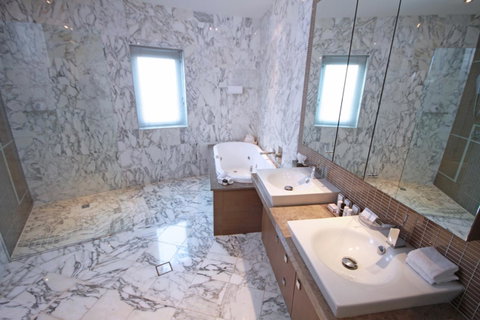 Oceans Mooloolaba - Dalby Accommodation 34