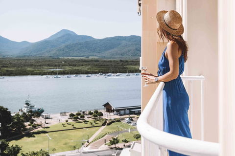 Pullman Cairns International - Dalby Accommodation 4