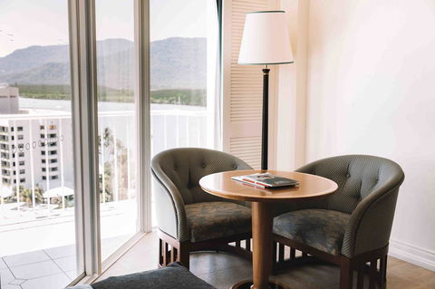 Pullman Cairns International - Dalby Accommodation 10