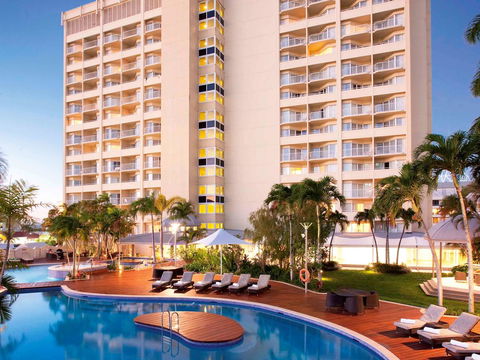 Pullman Cairns International - Dalby Accommodation 40