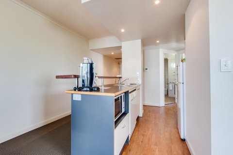 Central Cosmo Apartment Hotel - Dalby Accommodation 10