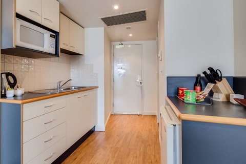 Central Cosmo Apartment Hotel - Dalby Accommodation 18