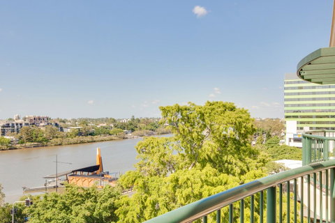 Central Cosmo Apartment Hotel - Dalby Accommodation 15