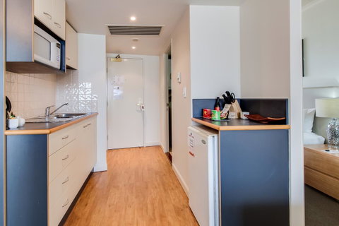 Central Cosmo Apartment Hotel - Dalby Accommodation 26