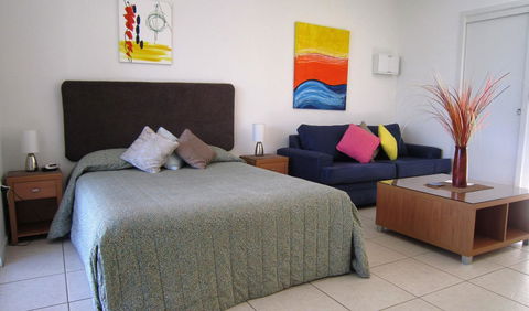 Waterview Airlie Beach - Dalby Accommodation 32