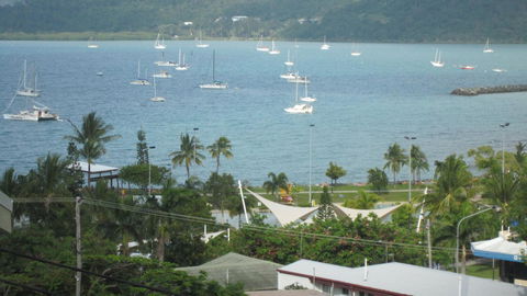 Waterview Airlie Beach - Dalby Accommodation 25