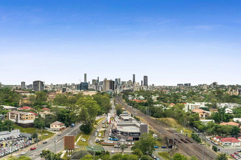 Essence Suites Taringa - Dalby Accommodation 18