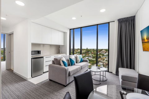 Essence Suites Taringa - Dalby Accommodation 3