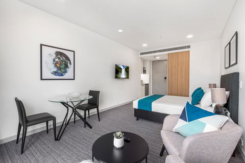 Essence Suites Taringa - Dalby Accommodation 24