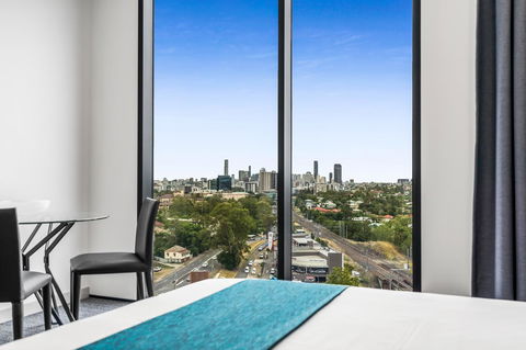 Essence Suites Taringa - Dalby Accommodation 22