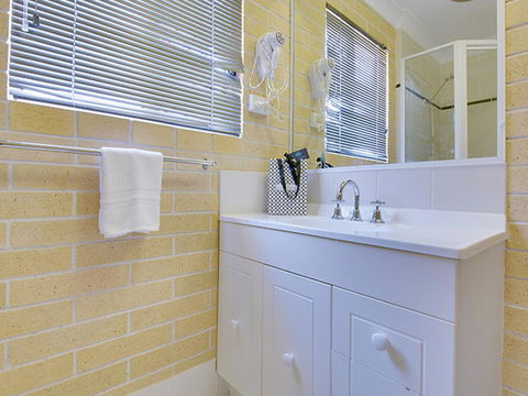 Murray Street Apartments - Dalby Accommodation 14