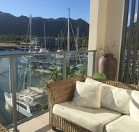 Absolute Waterfront Magnetic Island - Dalby Accommodation
