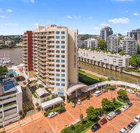 Central Dockside Apartment Hotel - Dalby Accommodation