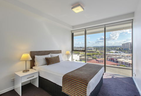 Code Apartments - Dalby Accommodation 4