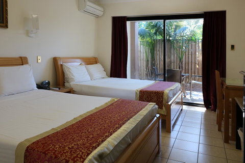 Novena Palms Motel - Dalby Accommodation 22