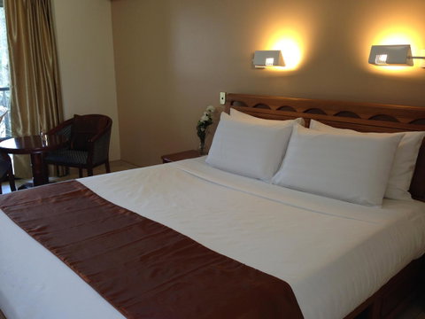 Novena Palms Motel - Dalby Accommodation 13
