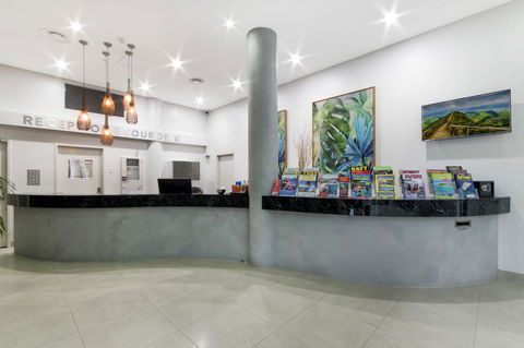 Sunshine Tower Hotel - Dalby Accommodation 24