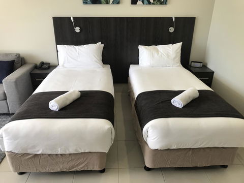Sunshine Tower Hotel - Dalby Accommodation 6