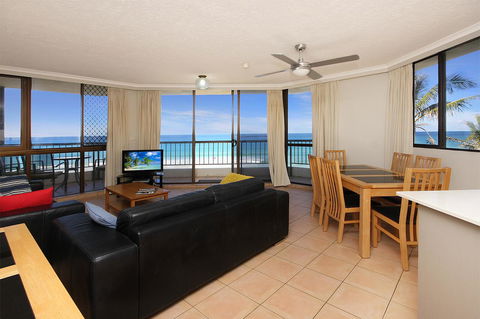 Spindrift On The Beach - Absolute Beachfront - Dalby Accommodation 7
